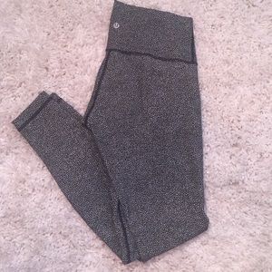 NWOT Lululemon 28” leggings